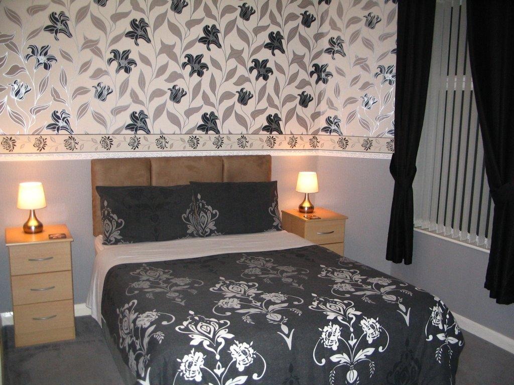 Double-Ensuite-Ground Floor Thornhill Blackpool