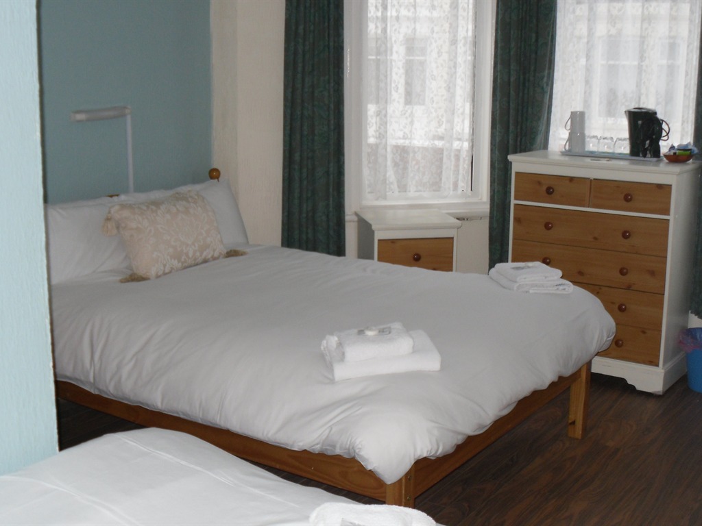 Family Ensuite for up to 4 people The Osprey Hotel