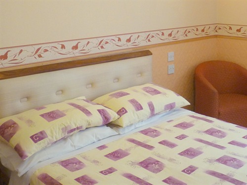 Double or Twin-Ensuite-(Room Only) The Almeria