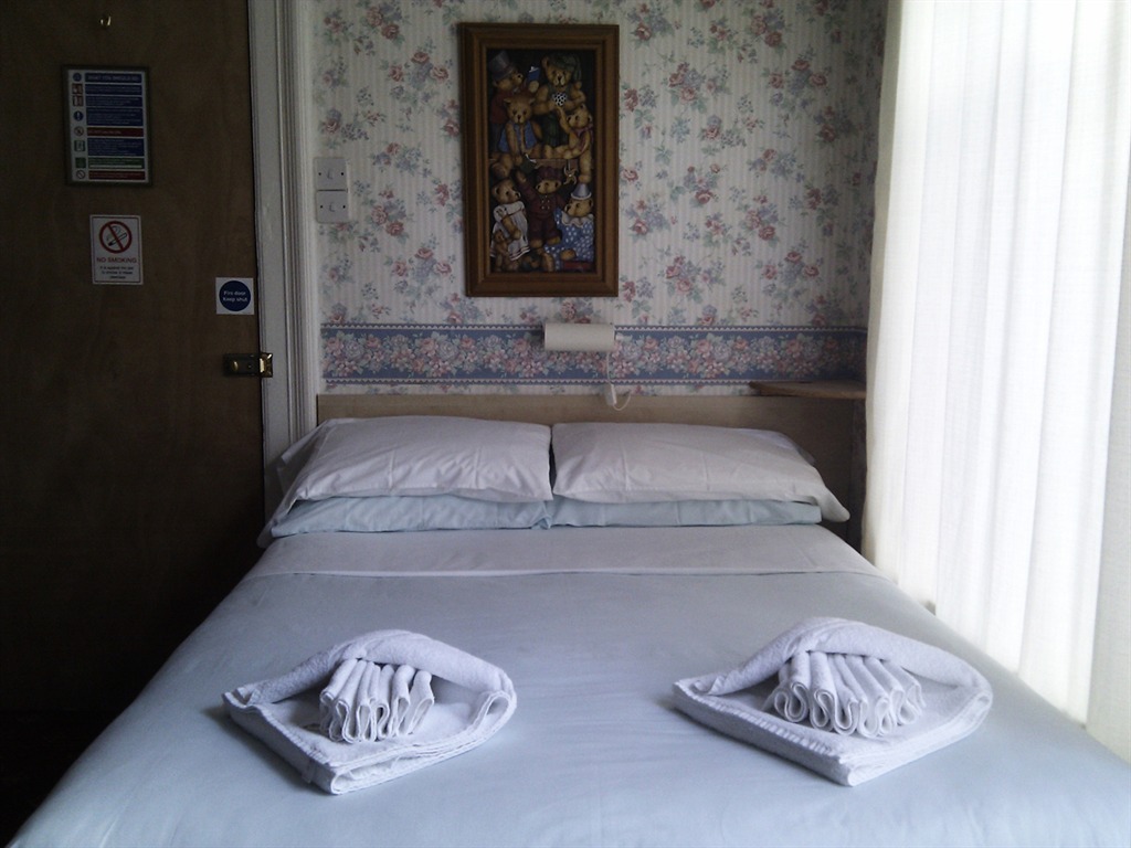 Family En-Suite Room Sleeps 4 The Highfield Private Hotel